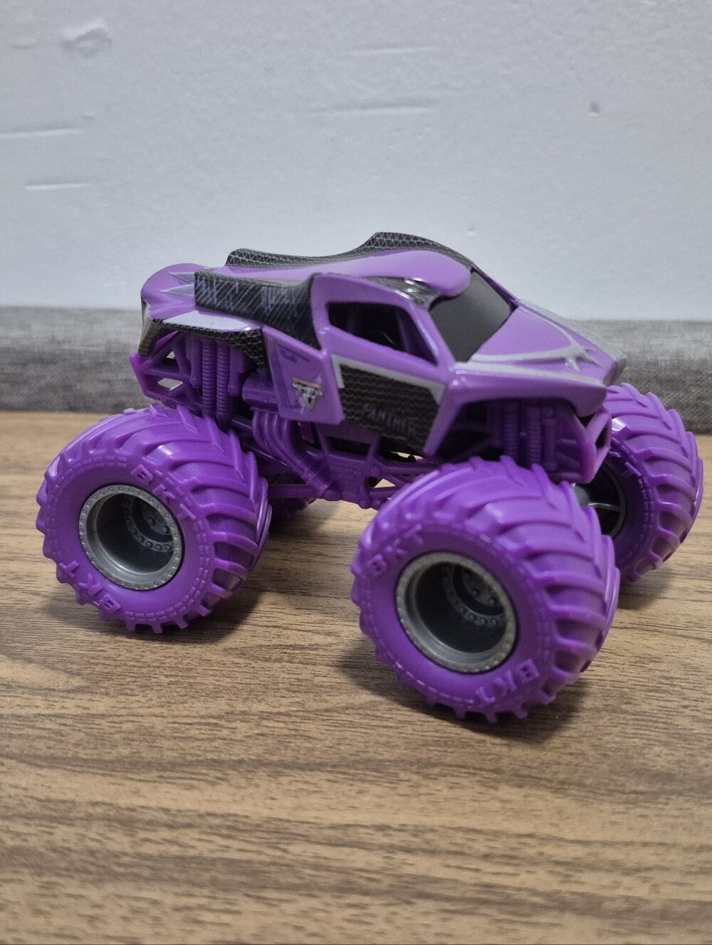 Black Panther MONSTER JAM Truck 2024 2 - Picture 2 of 3
